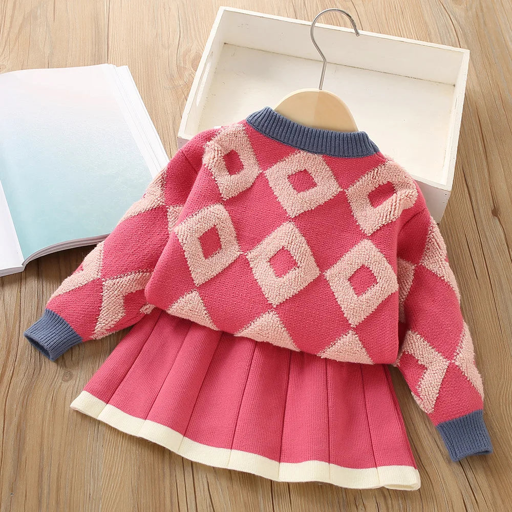 Mini Fashion™ - Lovely Warmth - Knitted Sweater and Skirt in Vintage Style