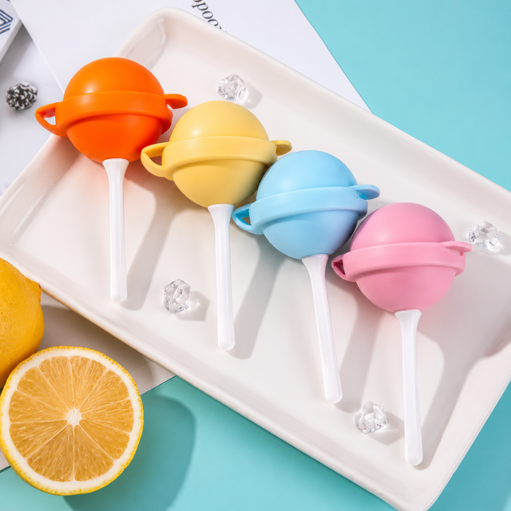Close-up of the 4-piece icy pole mould set