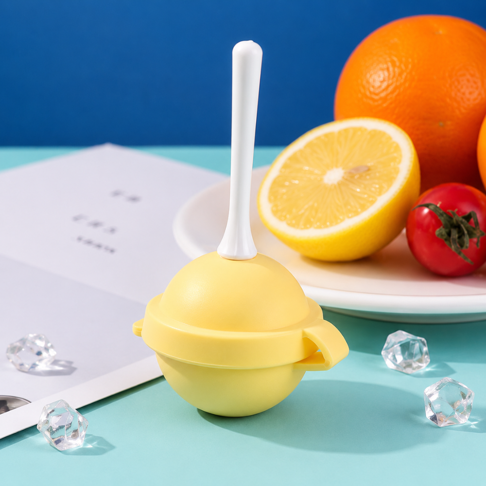 Compact 4-piece freezer-friendly ice pop mould set