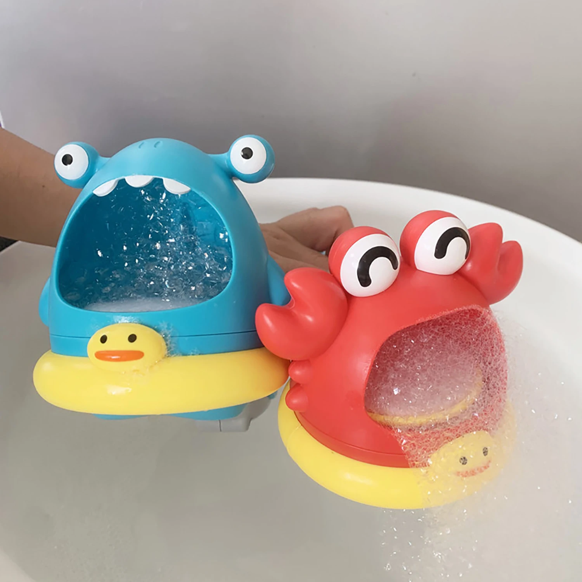 Side view of the crab bubble bath toy for bath time