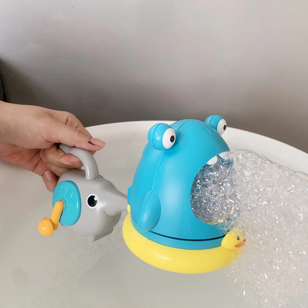 Crab bubble maker bath toy designed for young kids