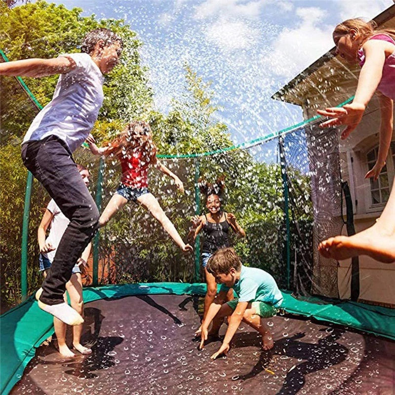 Trampoline Sprinklers™ - Water fun on the trampoline - Water sprinkler