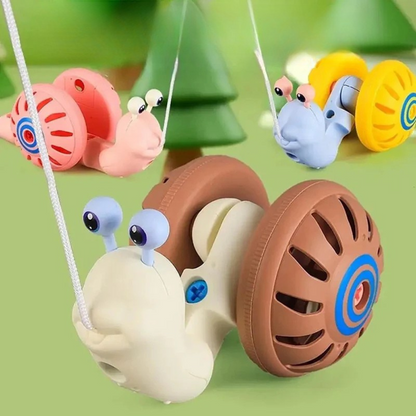 Snail Toy™ - Snail in Motion - Toy with Pull String