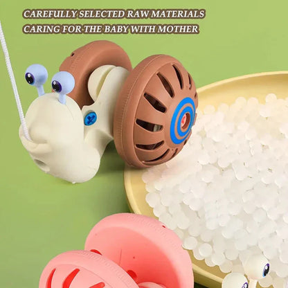 Snail Toy™ - Snail in Motion - Toy with Pull String