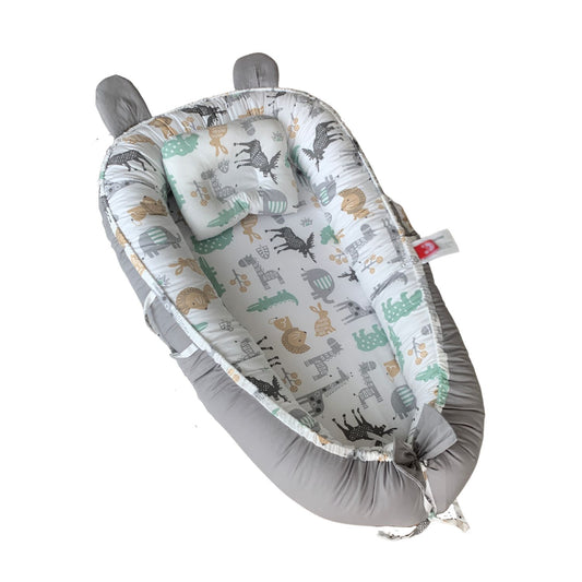 Gominimo Breathable Material Hidden Zipper Portable Baby Lounger & Baby Nest With Pillow (Animals)